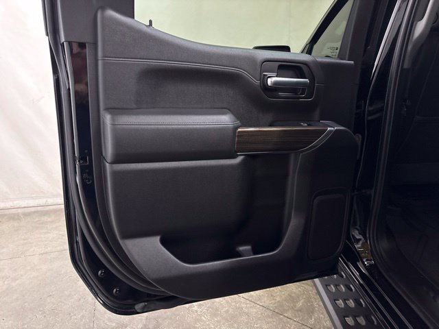 Used 2019 Chevrolet Silverado 1500 LT Trail Boss AWD/4WD image 28