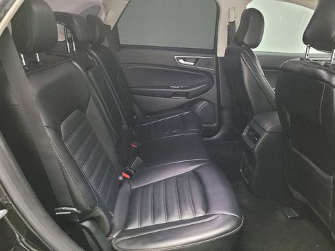 Used 2020 Ford Edge SEL image 19