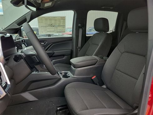 New 2026 GMC Canyon Elevation w/ Convenience Package image 19