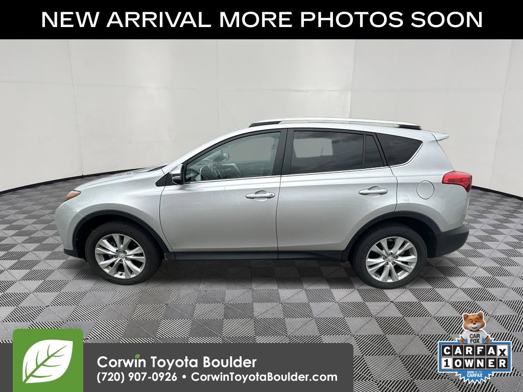 Used 2015 Toyota RAV4 Limited AWD/4WD image 4