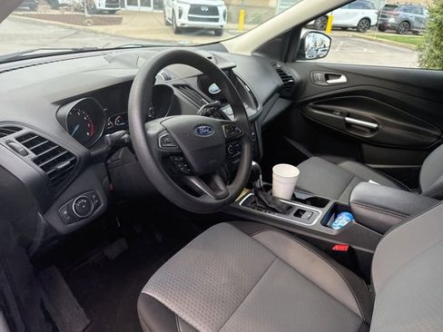 Used 2017 Ford Escape SE w/ Equipment Group 201A image 11