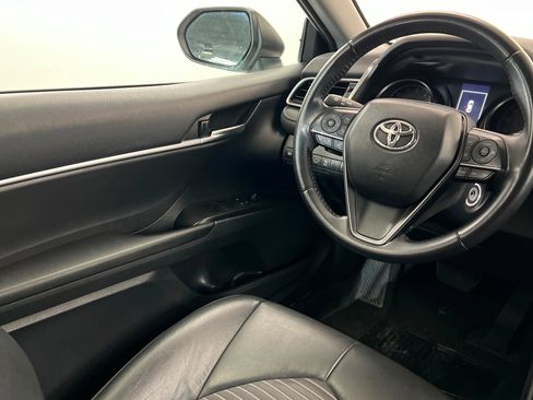 Used 2023 Toyota Camry SE image 12