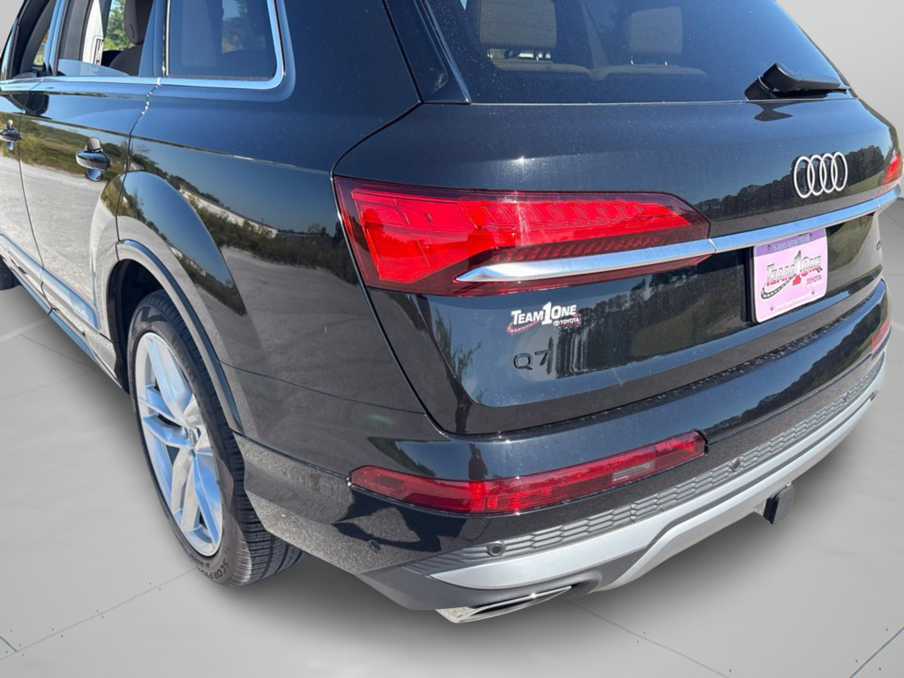 Used 2025 Audi Q7 3.0T Premium Plus AWD/4WD image 27
