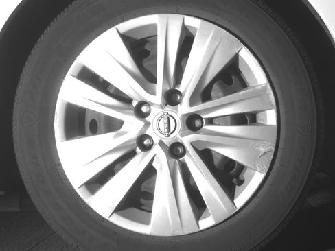 Used 2025 Nissan Sentra S image 13