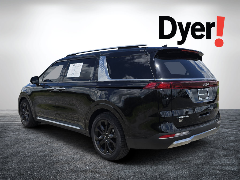 Certified 2024 Kia Carnival SX FWD image 6
