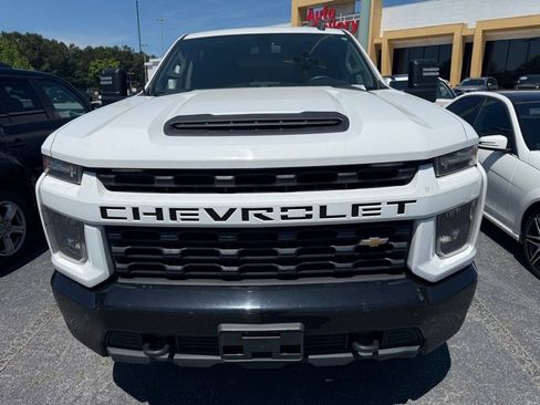 Used 2023 Chevrolet Silverado 2500 Custom w/ Infotainment Package AWD/4WD image 2