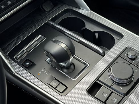 New 2025 MAZDA CX-70 Plug-In Hybrid w/ Premium Pkg image 25