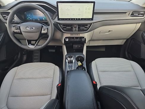 Used 2023 Ford Escape Platinum image 33