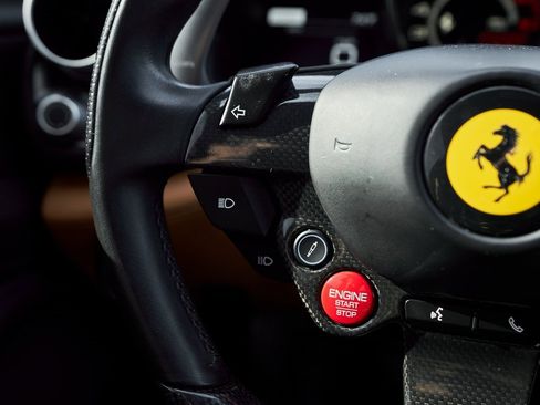 Used 2018 Ferrari GTC4Lusso image 51