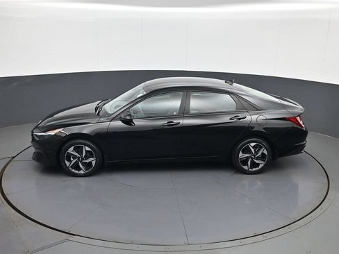 Certified 2023 Hyundai Elantra SEL w/ Convenience Package FWD image 20
