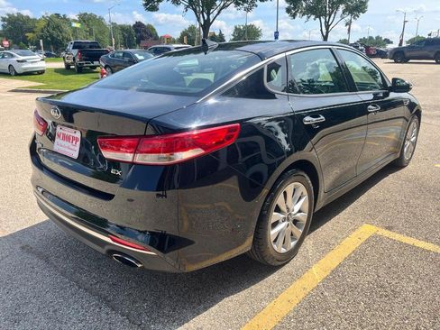 Used 2016 Kia Optima EX w/ Premium Package FWD image 5