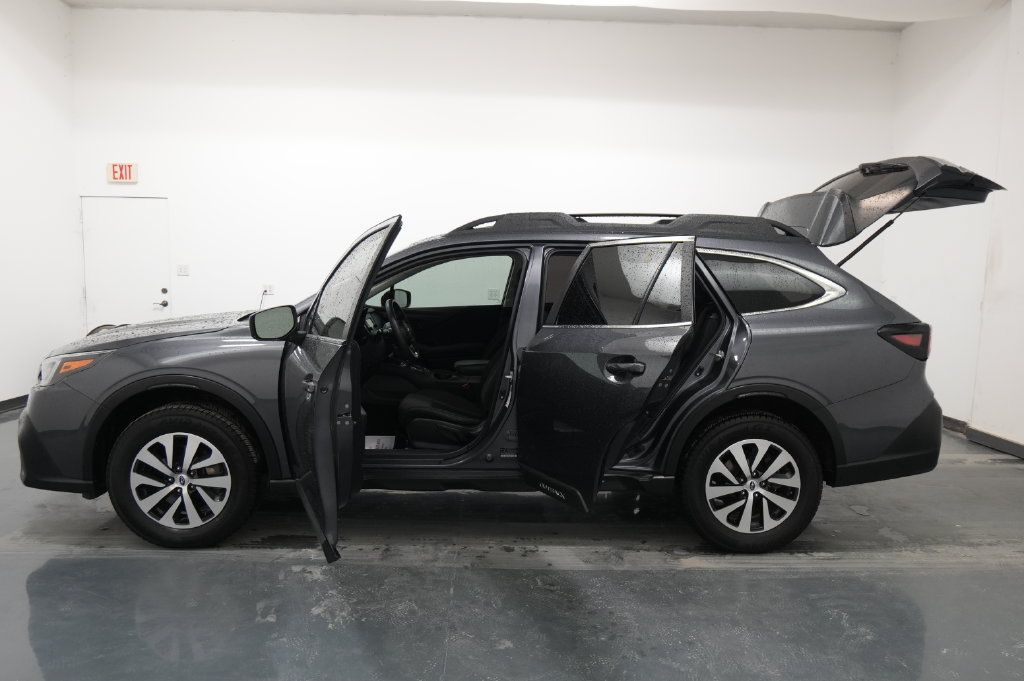 Used 2022 Subaru Outback AWD/4WD image 22