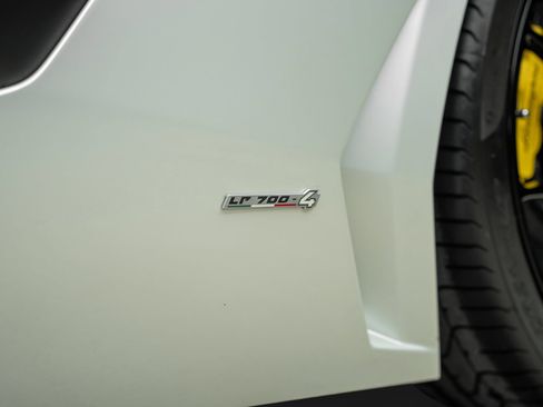Used 2016 Lamborghini Aventador LP 700-4 AWD/4WD image 25