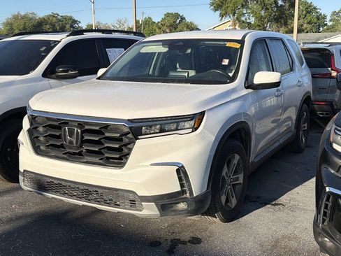 Used 2023 Honda Pilot EX-L image 4