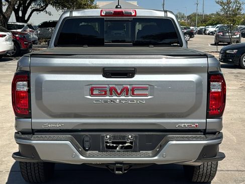 Used 2025 GMC Canyon AT4 image 6