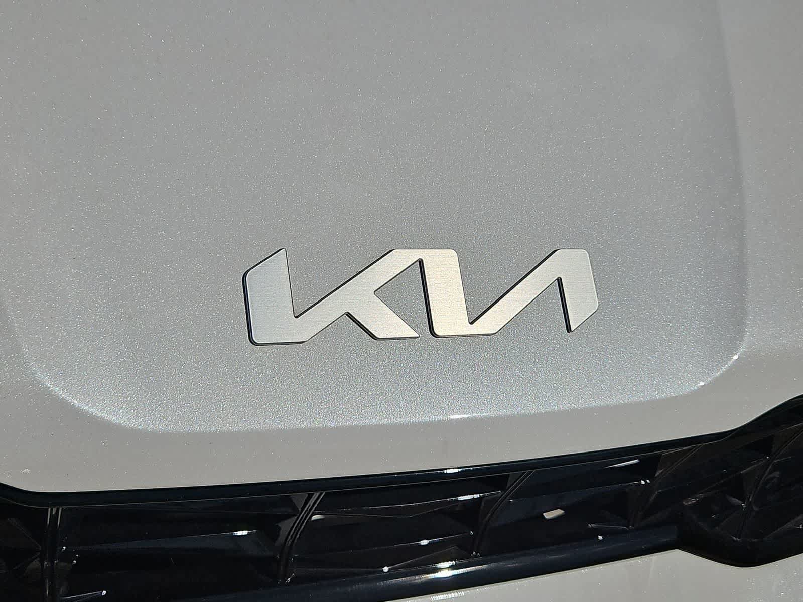 New 2026 Kia K5 LXS FWD image 11
