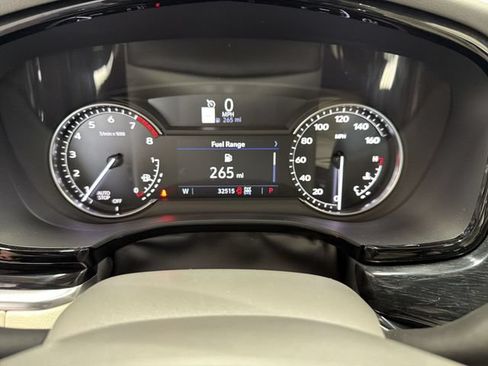 Used 2023 Cadillac XT6 Premium Luxury w/ LPO, Floor Liner Package AWD/4WD image 15
