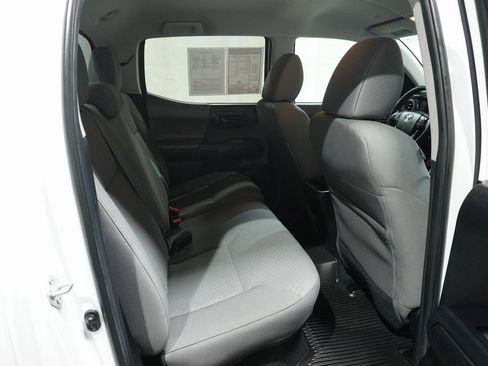 Certified 2022 Toyota Tacoma 4x4 Double Cab image 14