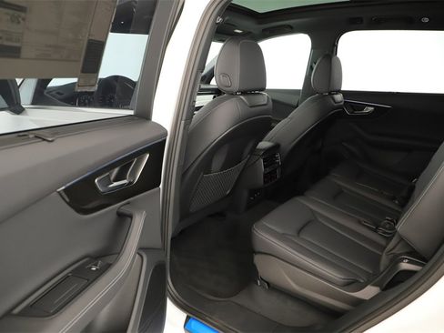 New 2025 Audi Q7 3.0T Premium Plus image 27