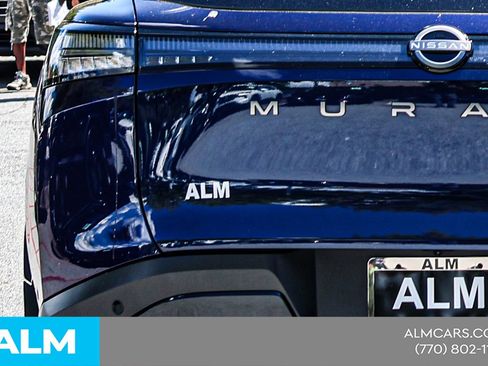 Used 2025 Nissan Murano SV FWD image 13