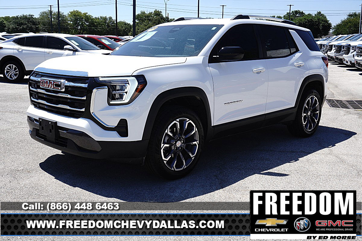 New 2026 GMC Terrain Elevation w/ Elevation Premium Package FWD image 3