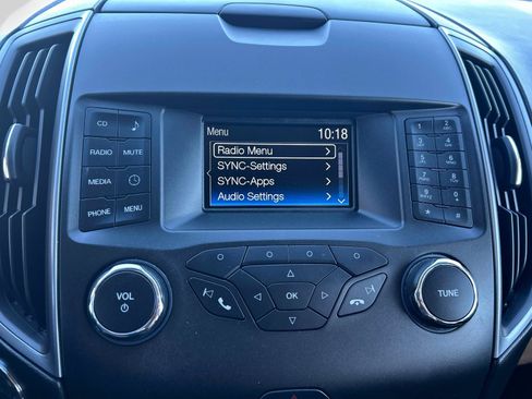 Used 2017 Ford Edge SE image 27