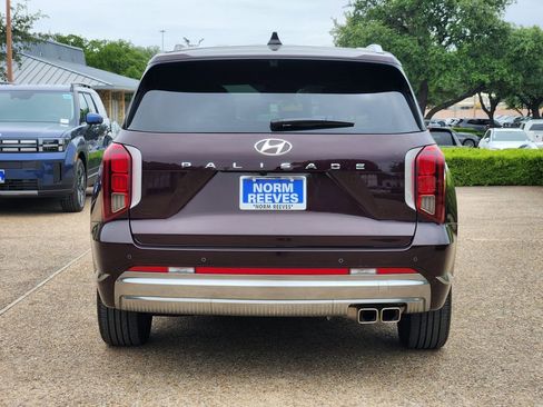 Used 2024 Hyundai Palisade Calligraphy FWD image 6