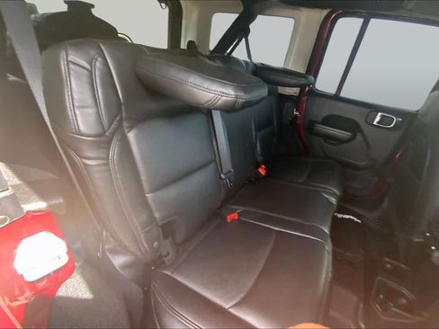 Used 2021 Jeep Wrangler Unlimited Sport AWD/4WD image 20