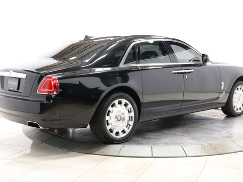 Used 2013 Rolls-Royce Ghost RWD image 90