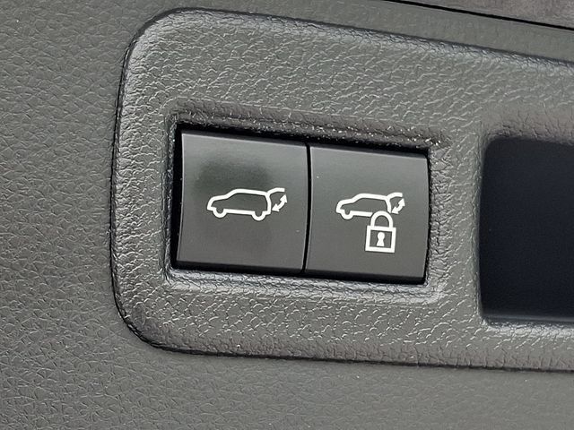 Used 2024 Toyota Venza Nightshade AWD/4WD image 29