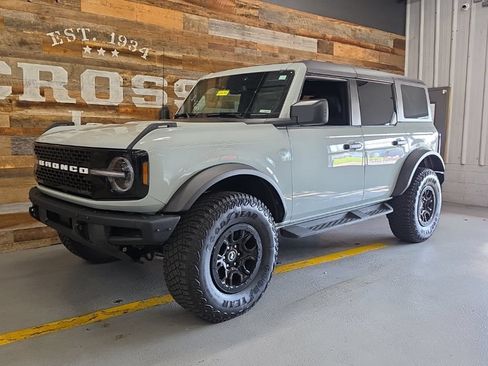 Used 2024 Ford Bronco Wildtrak AWD/4WD image 2