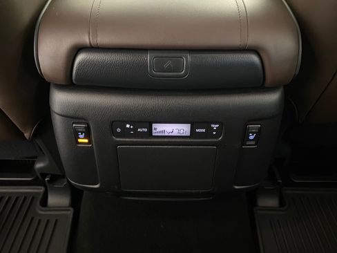 Used 2023 Nissan Armada Platinum w/ Captain's Chairs Package image 29