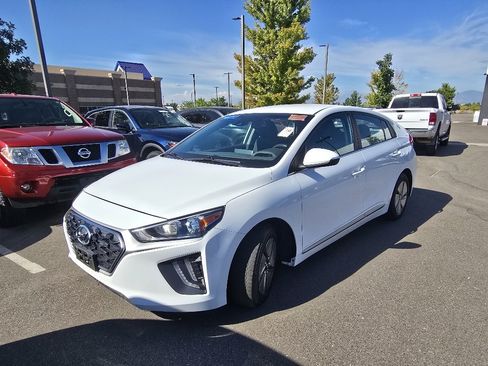 Used 2021 Hyundai Ioniq SE FWD image 1