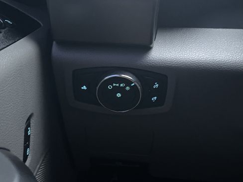 Used 2022 Ford F250 XLT w/ FX4 Off-Road Package image 14