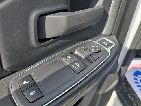 Used 2024 RAM 3500 Tradesman w/ Safety Group image 17