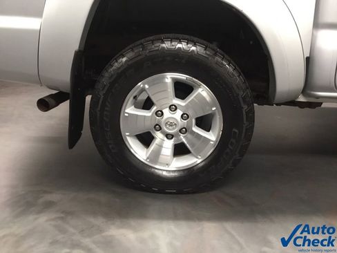 Used 2011 Toyota Tacoma 4x4 Double Cab w/ TRD Sport Pkg image 13