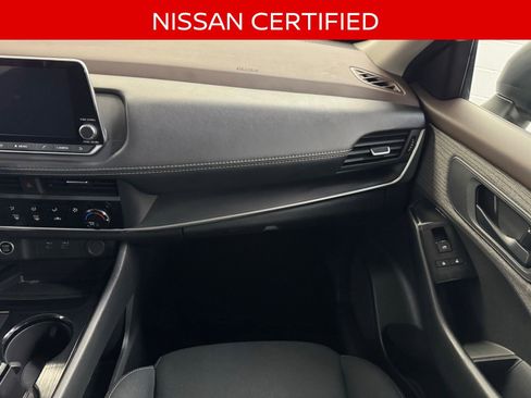 Certified 2023 Nissan Rogue S image 18