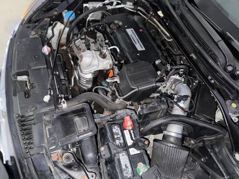 Used 2014 Honda Accord Sport image 28