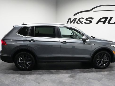 Used 2023 Volkswagen Tiguan SE image 8