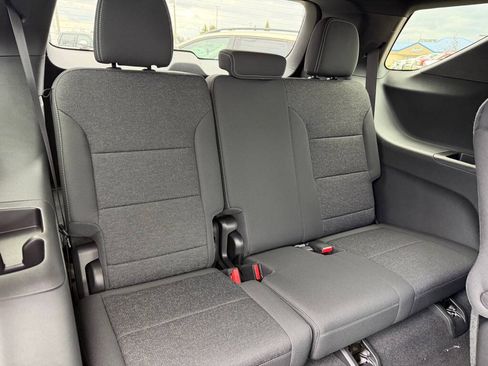 Used 2025 Chevrolet Traverse LT w/ Midnight/Sport Edition FWD image 52