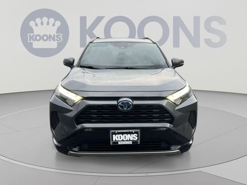 Used 2022 Toyota RAV4 SE w/ Convenience Package AWD/4WD image 11