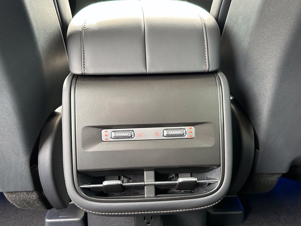 New 2026 Lincoln Nautilus Reserve AWD/4WD image 19