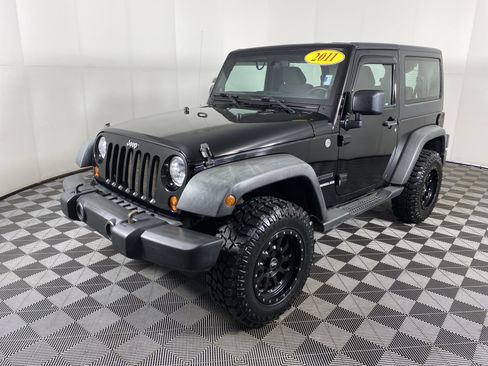 Used 2011 Jeep Wrangler Sport AWD/4WD image 6