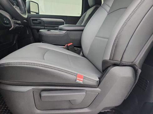 New 2026 RAM 3500 Tradesman image 20