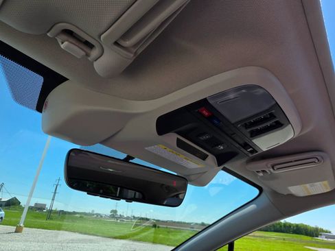 Used 2018 Subaru Crosstrek 2.0i Limited AWD/4WD image 21