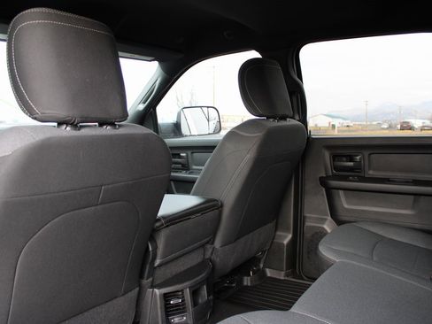 Used 2021 RAM 3500 Tradesman image 16