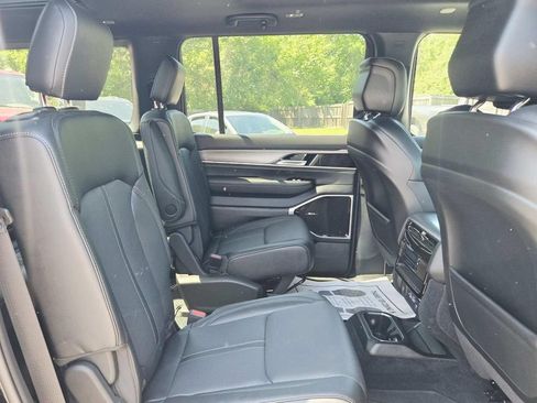 New 2026 Jeep Grand Wagoneer Limited w/ Premium Group II AWD/4WD image 21