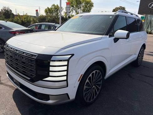 Certified 2026 Hyundai Palisade Calligraphy FWD image 1