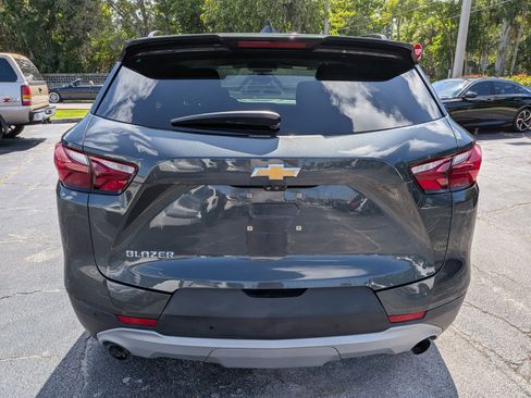 Used 2019 Chevrolet Blazer LT w/ Sound & Technology Package FWD image 5