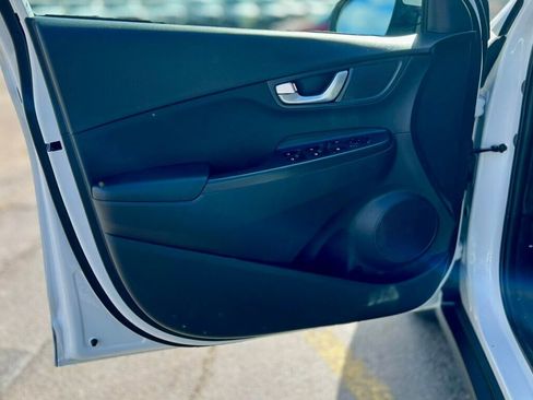 Used 2022 Hyundai Kona SEL w/ Convenience Package image 10